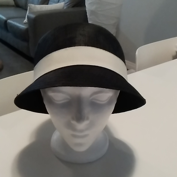 Lauren Ralph Lauren Accessories - LAUREN~Ralph Lauren Straw Hat